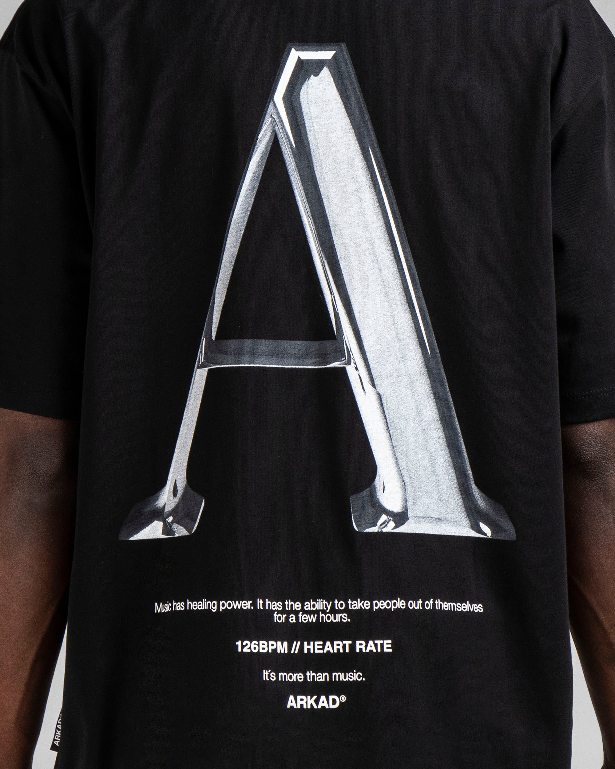 Tshirt Negra - A Chrome