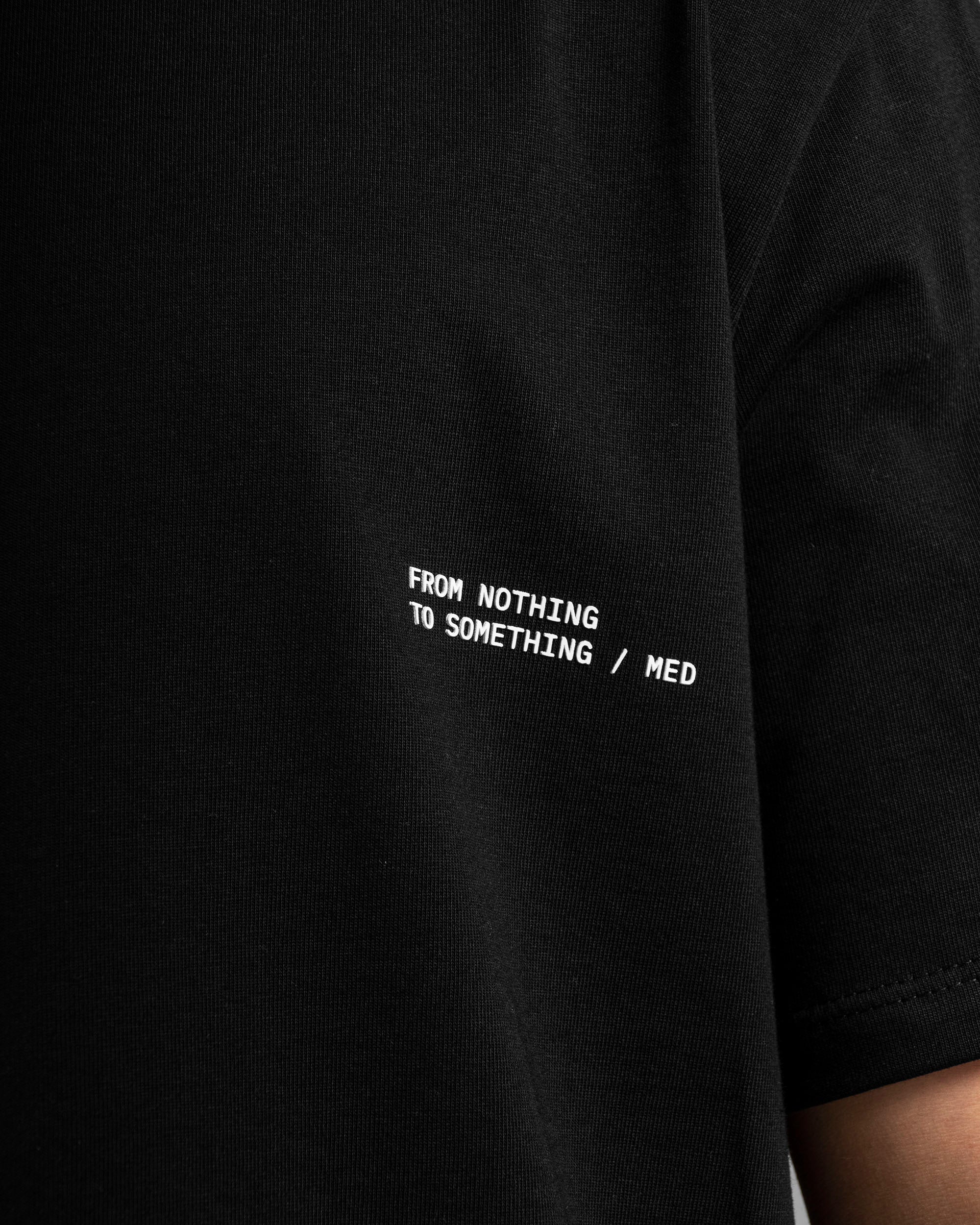 Tshirt Negra Arkad Shapes - Regular Fit