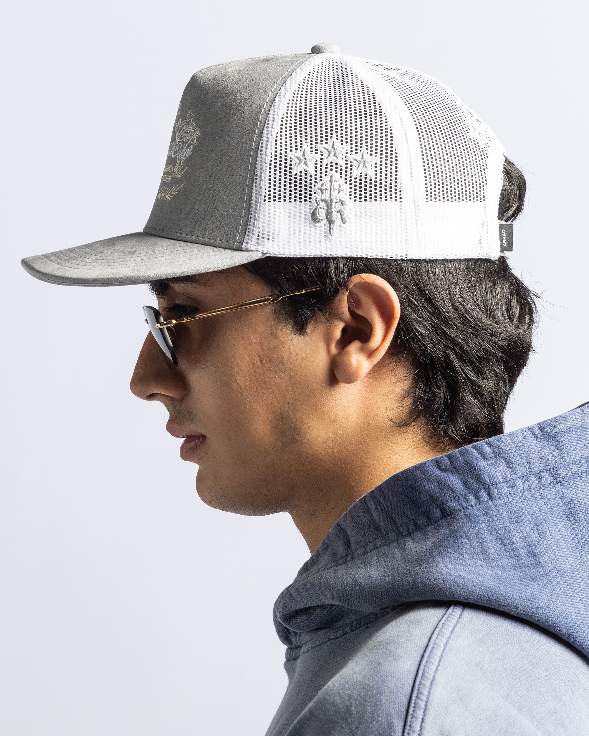 Gorra Gris Velvet Nato Leggenda