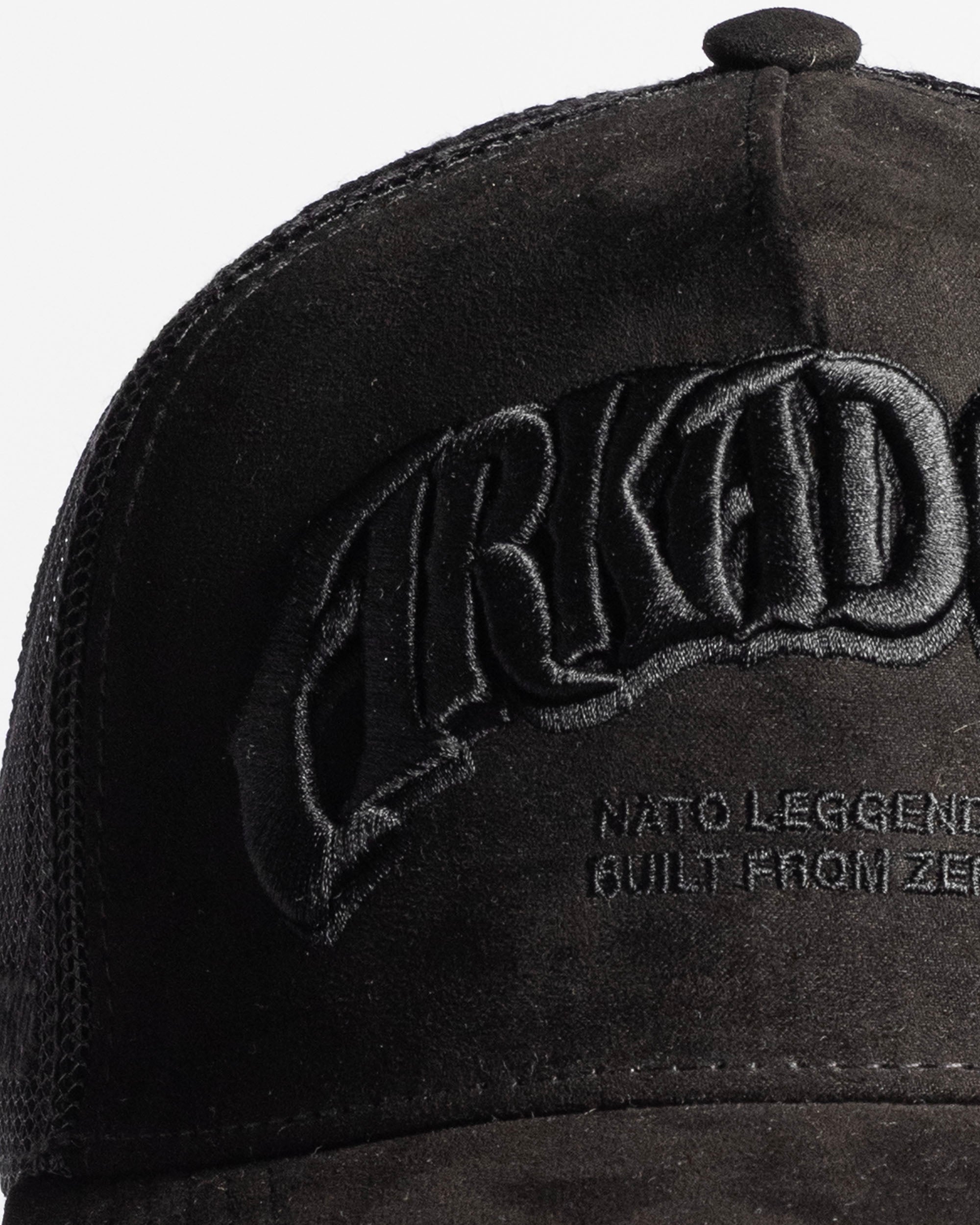 Gorra Velvet Negra Arkad Clo