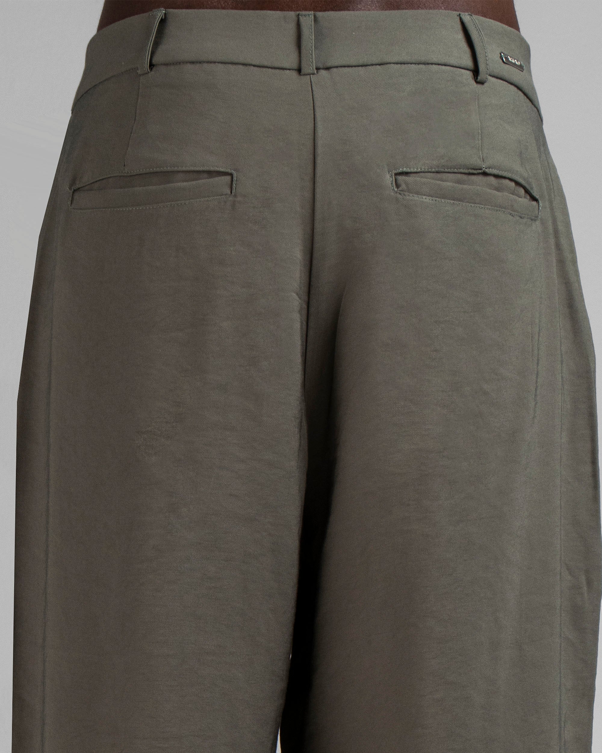 Tailored Pant Liviano Verde
