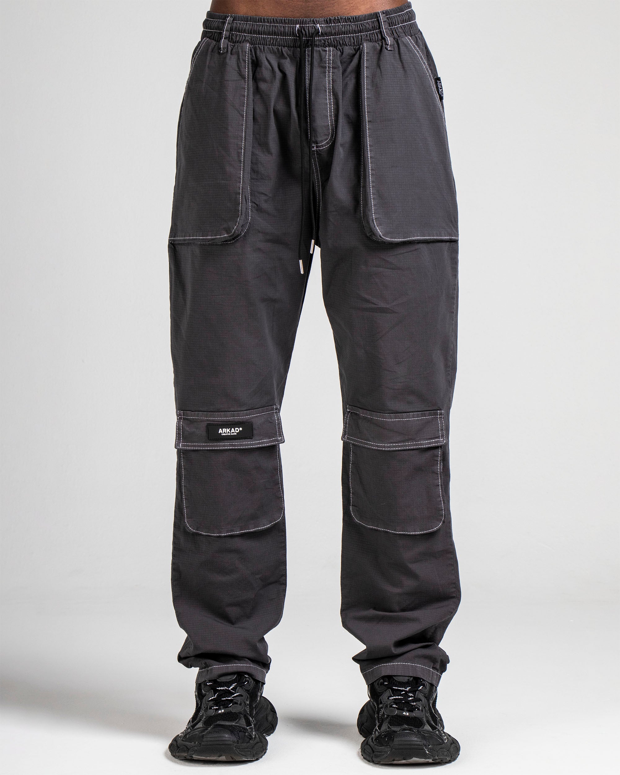 Pantalón Cargo Fuelles Gris