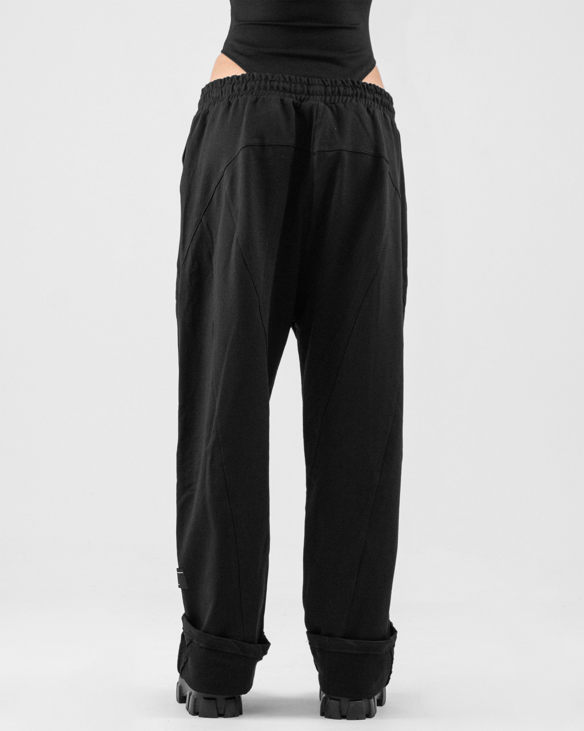 Sudadera Cortes Classics Unisex- Negra