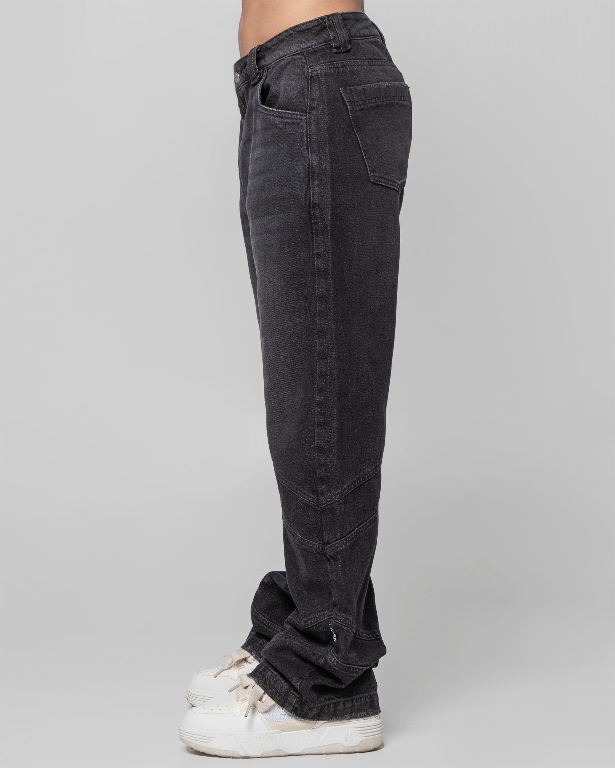 Denim Pant Clasico Negro Cortes