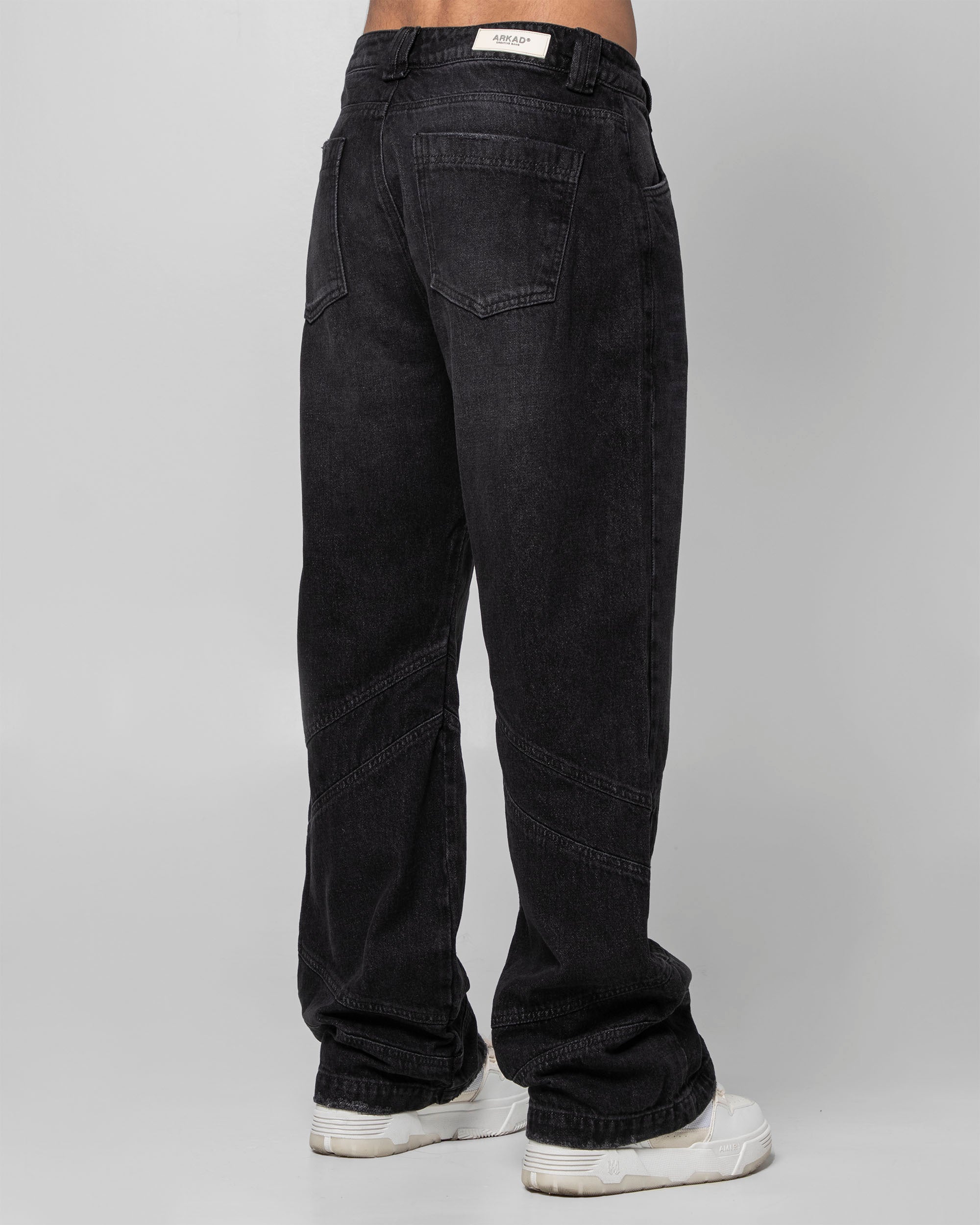 Denim Pant Clasico Negro Cortes