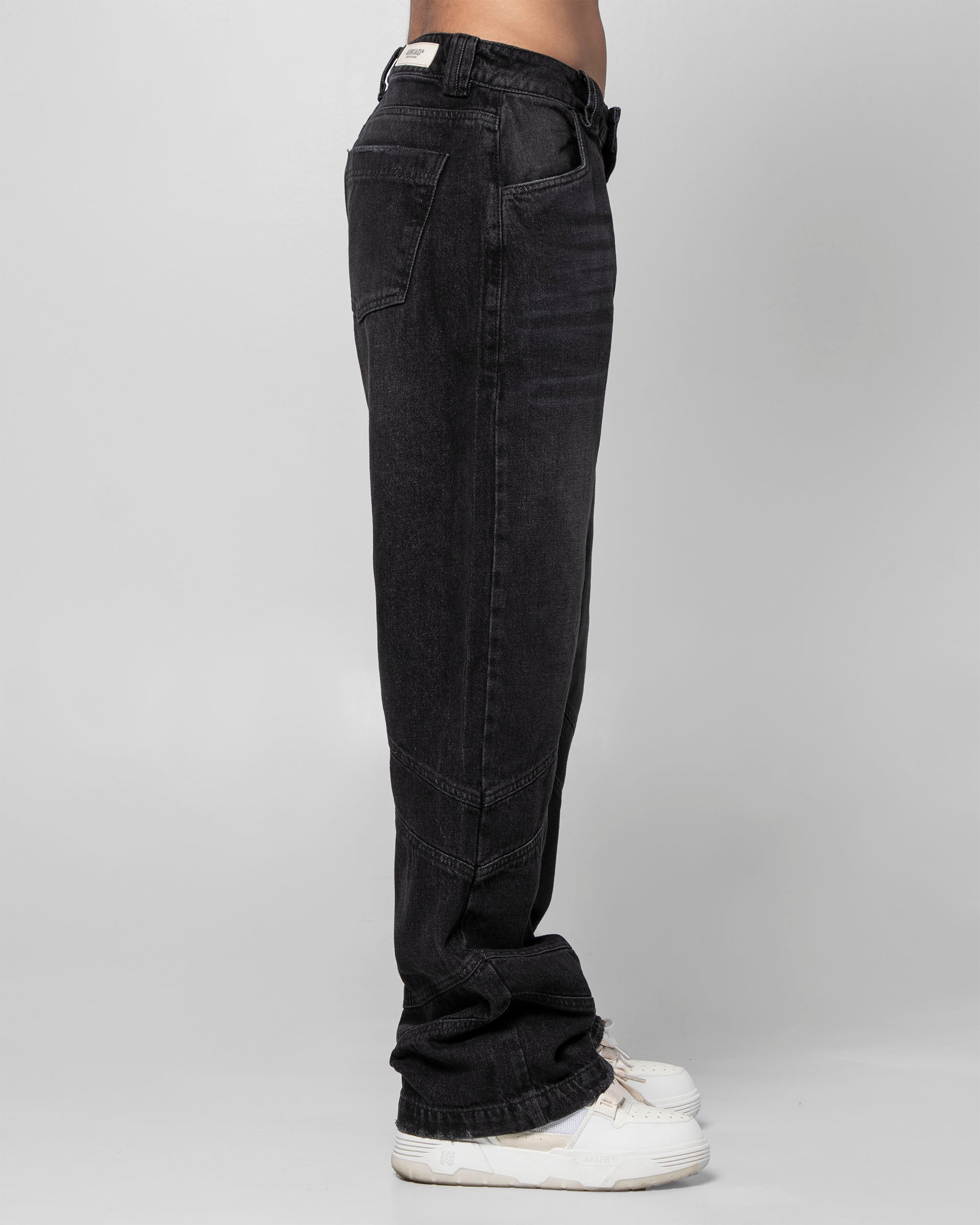 Denim Pant Clasico Negro Cortes