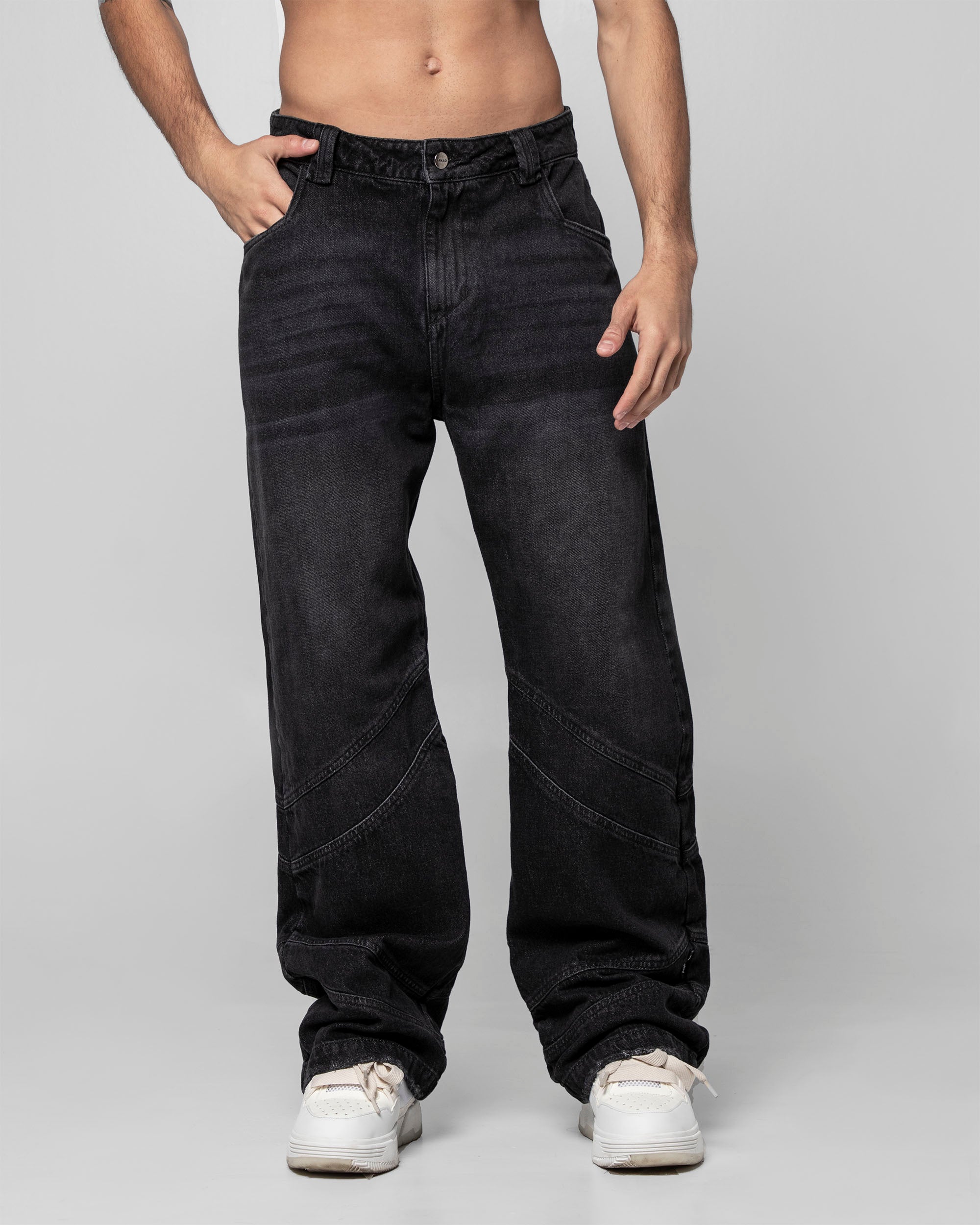 Denim Pant Clasico Negro Cortes